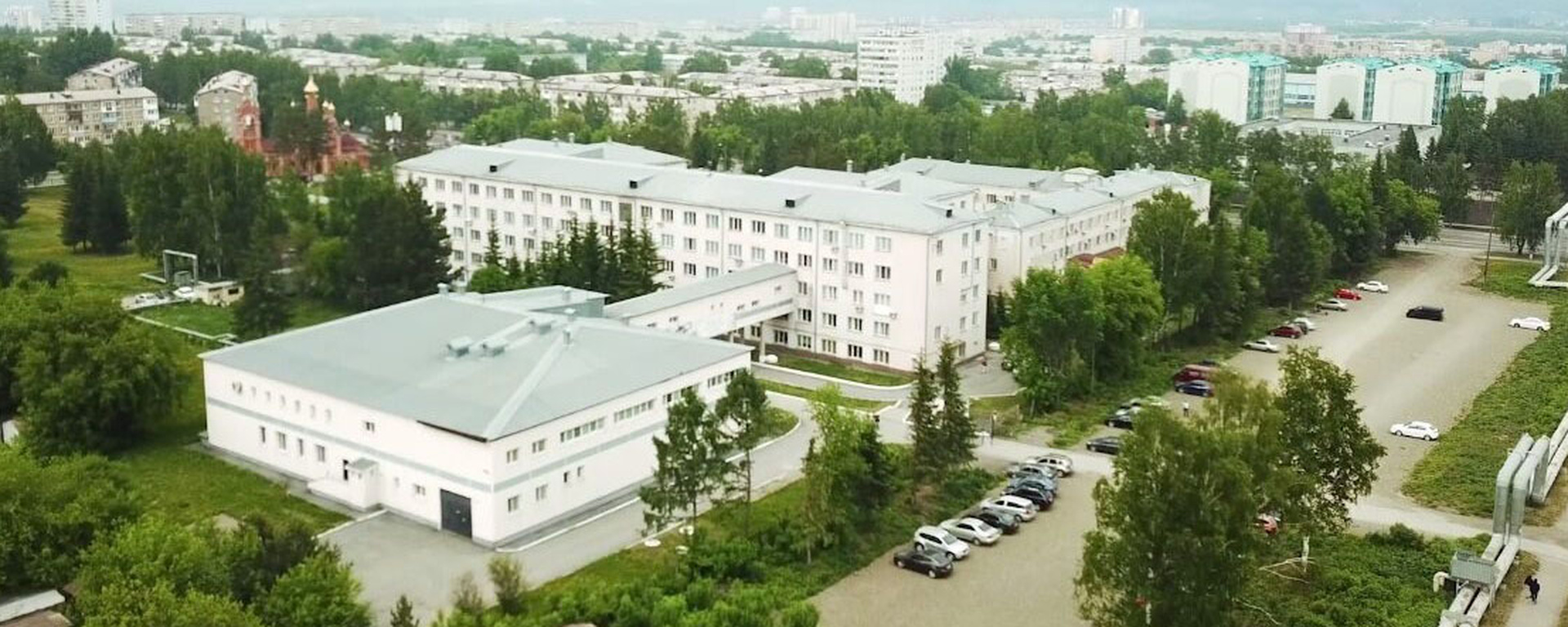 Кузбасские врачи провели пациенту провели операцию и избавили от обширной опухоли брюшной полости