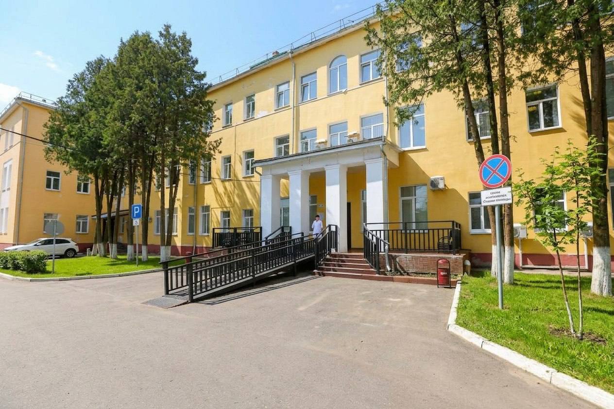 Подольские онкохирурги сохранили возможность стать мамой молодой женщине с крупной опухолью матки